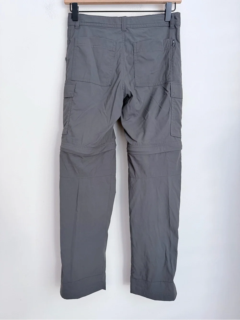 REI Boys Convertible Pants M 10-12 Asphalt Grey adjustable waist
